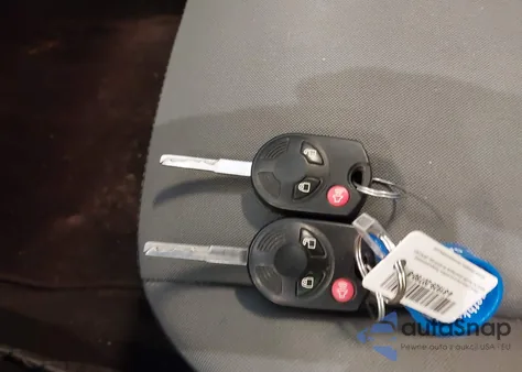 2016 Ford Escape Se из США, поврежденный, VIN 1FMCU9GX1GUC25339